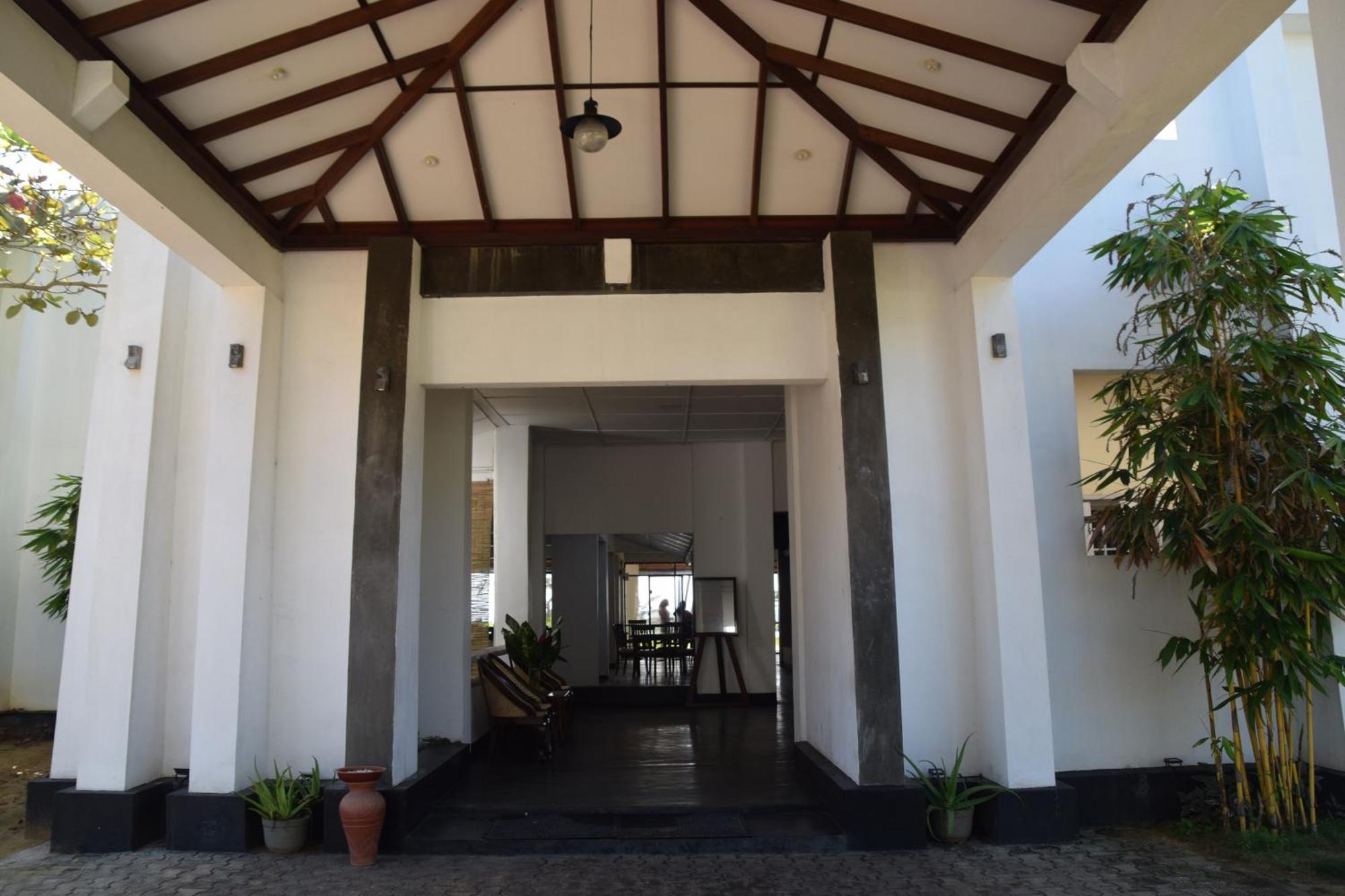 Sanmali Beach Hotel Marawila Zewnętrze zdjęcie