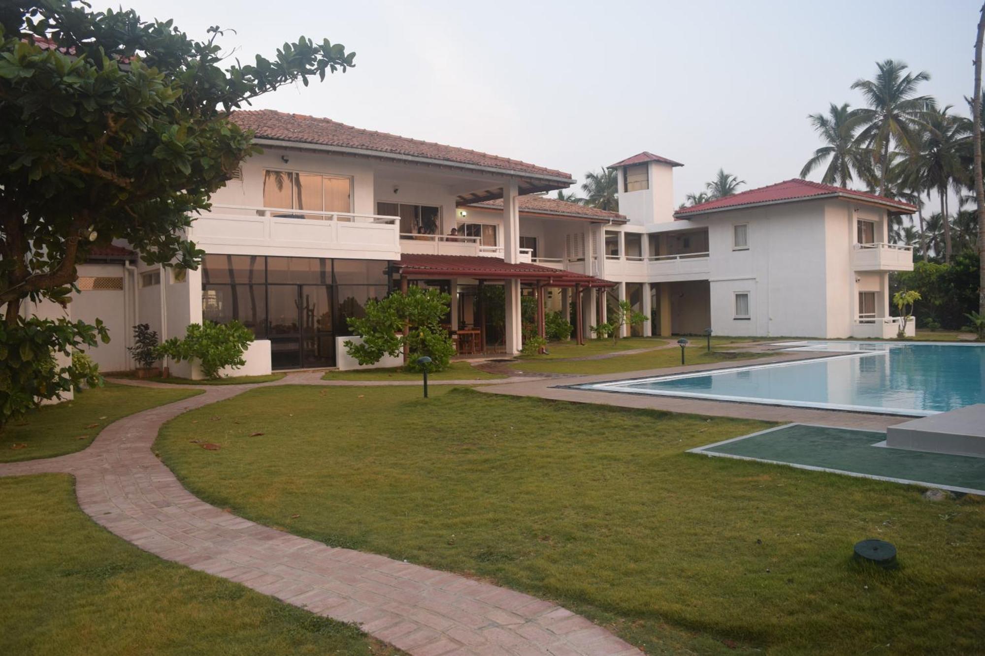 Sanmali Beach Hotel Marawila Zewnętrze zdjęcie